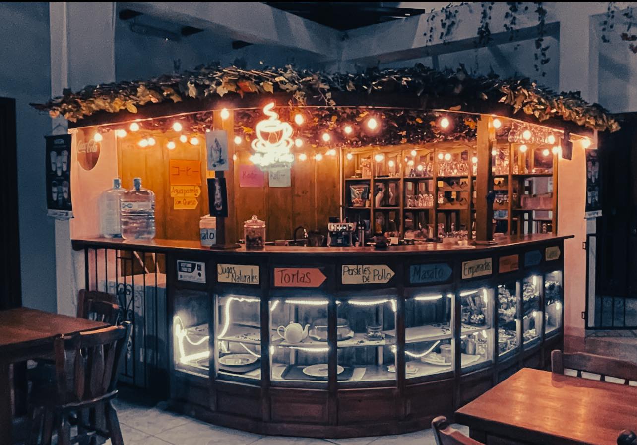 Coffe Time With MoniCake